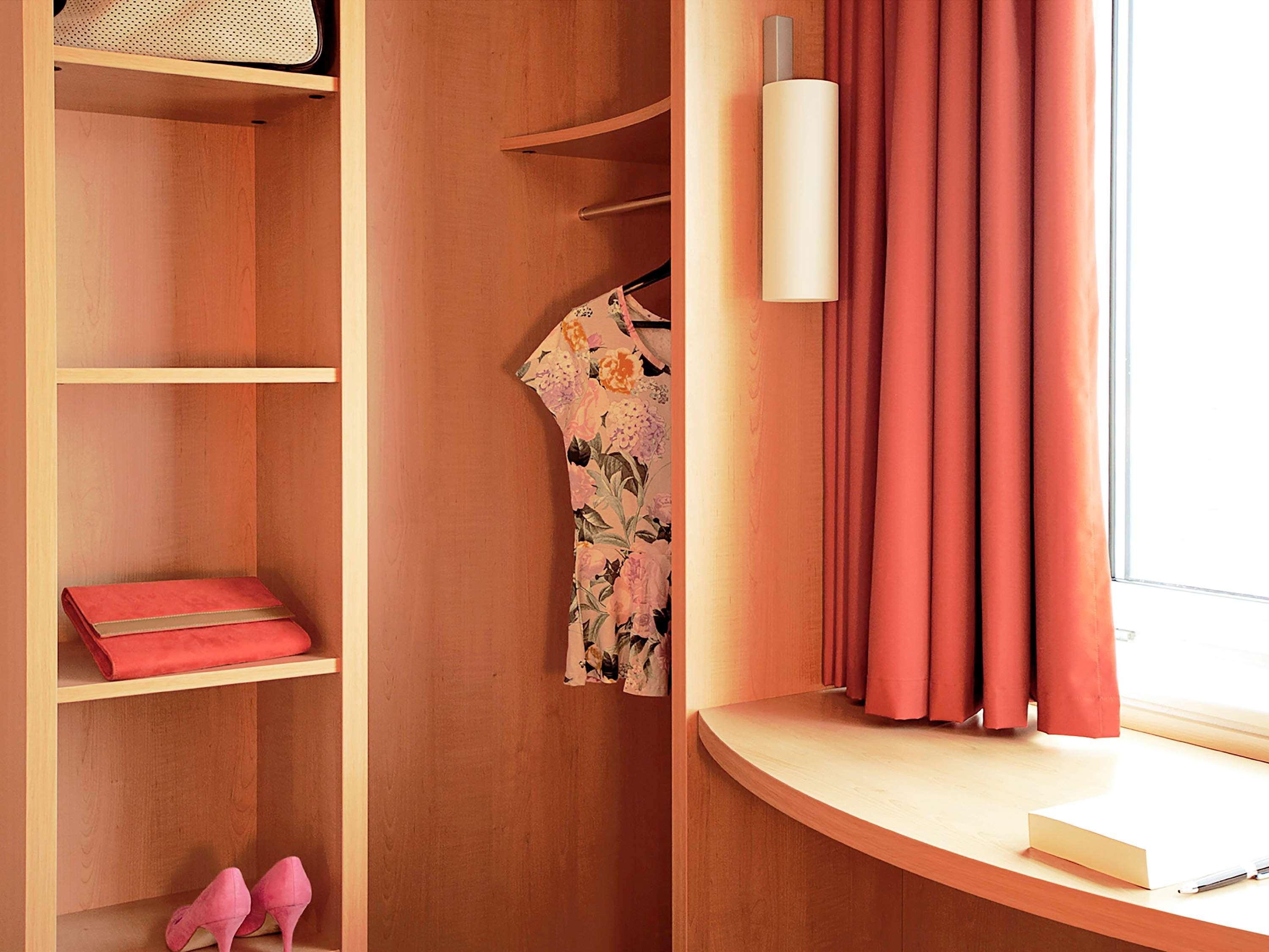 Hotel Ibis Charleroi Airport Brussels South Fleurus Exteriér fotografie